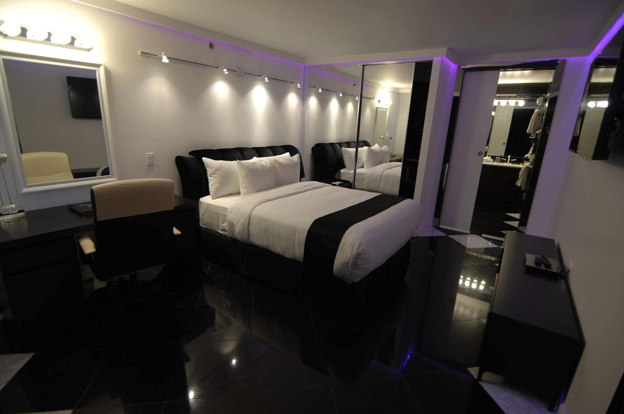 Meadowlands View Hotel North Bergen Buitenkant foto